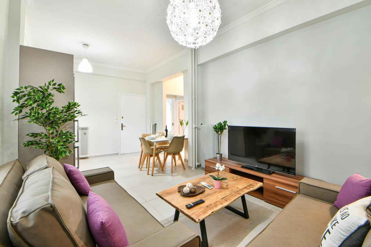Fresh & Renovated Apartment Next To Metro Station Atenas Exterior foto