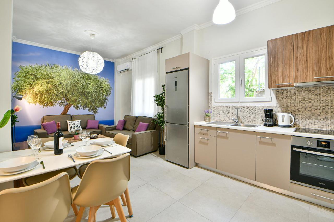 Fresh & Renovated Apartment Next To Metro Station Atenas Exterior foto